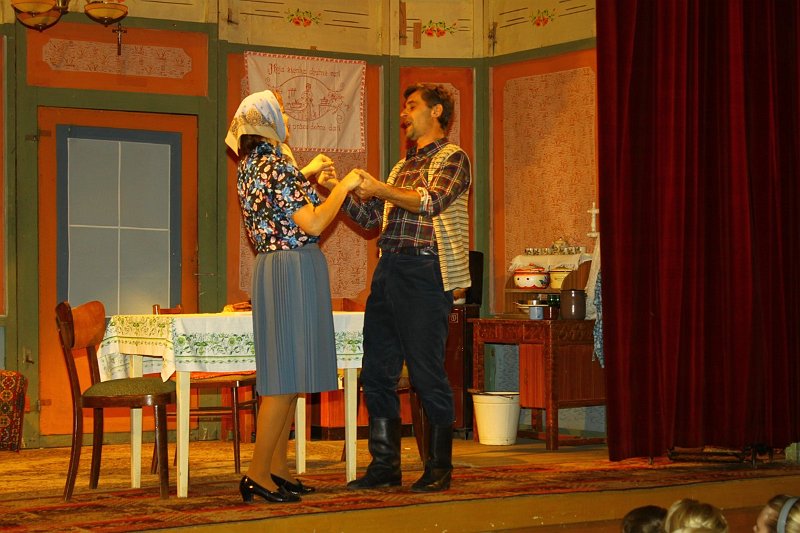 Trampoty z laskou (53).JPG